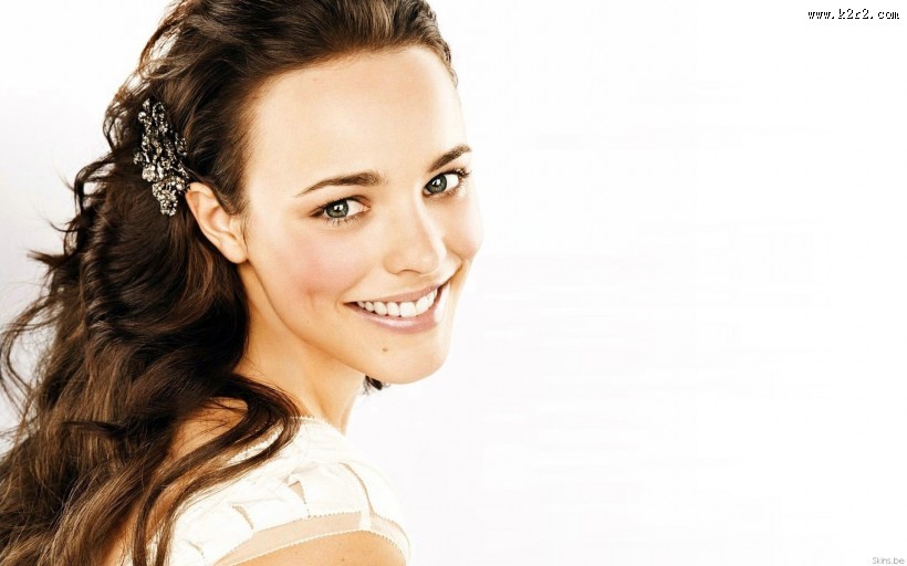 可爱女孩微笑图片