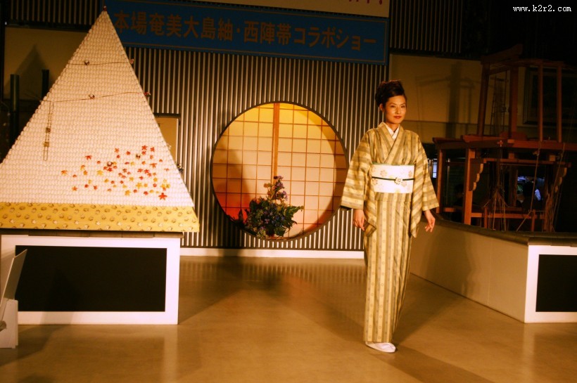 日本和服表演图片