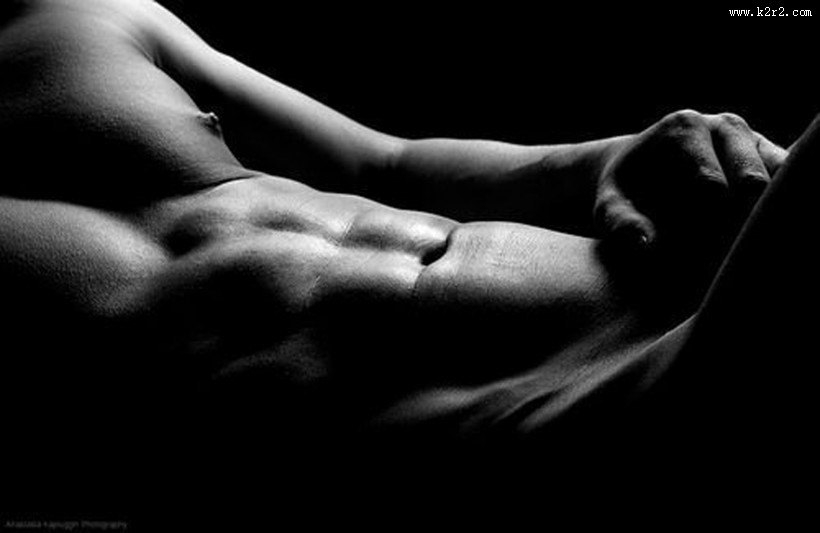 男性健美肌肉图片