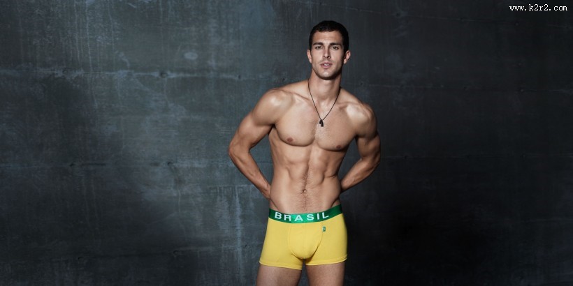 男性健美肌肉图片