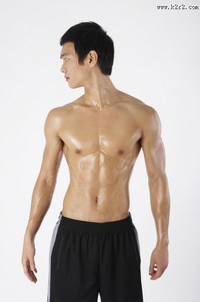 男性运动健康体魄图片