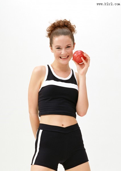 女性运动健康和蔬果图片