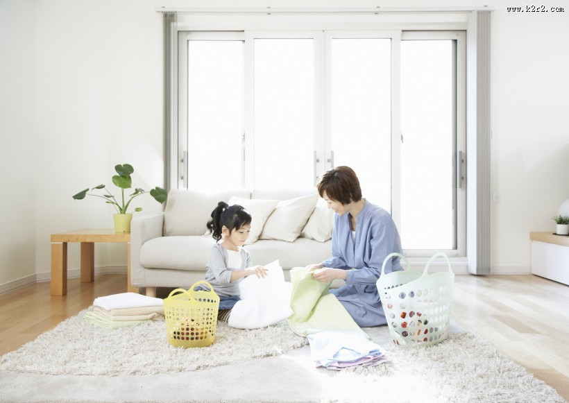 家庭温馨客厅图片