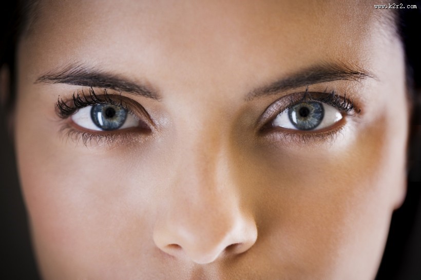 女性眼睛特写图片大全