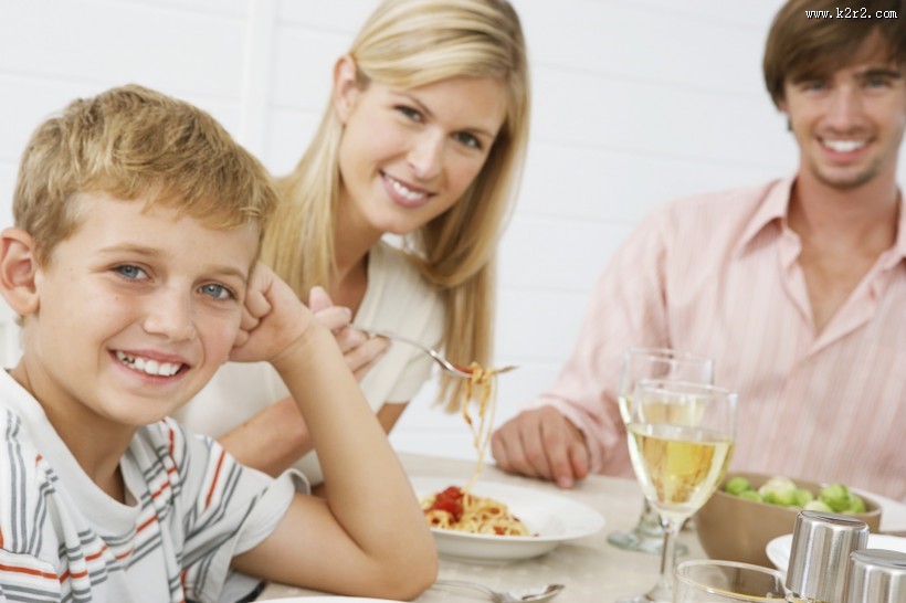 全家动手做饭图片大全