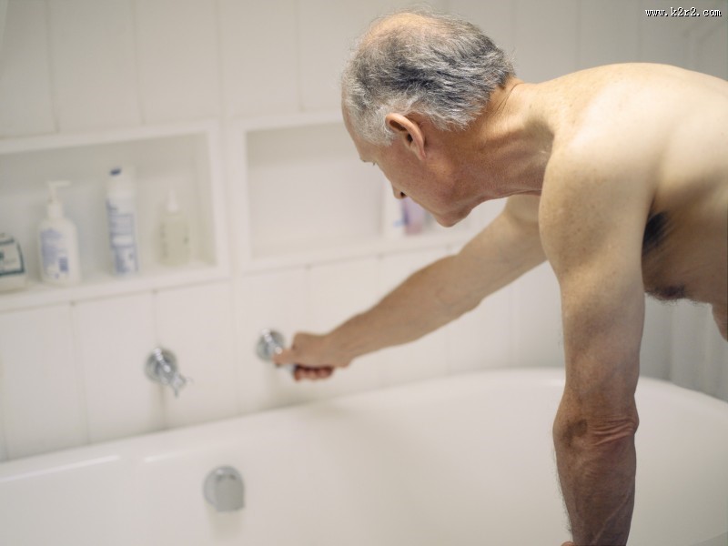 老人生活和关怀图片