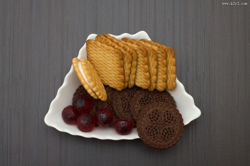 金黄酥脆的饼干图片