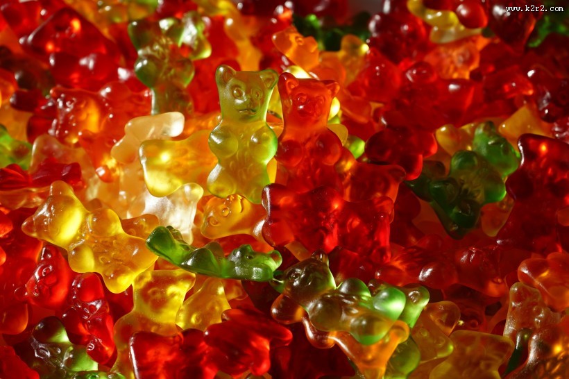 五颜六色的水果软糖图片