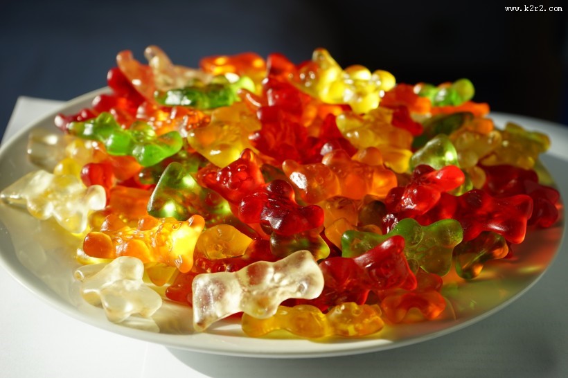 五颜六色的水果软糖图片