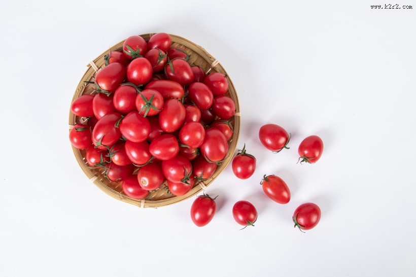 热情似火酸甜可口的圣女果图片