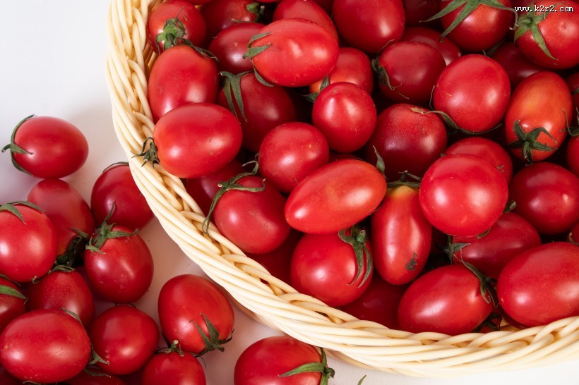 热情似火酸甜可口的圣女果图片