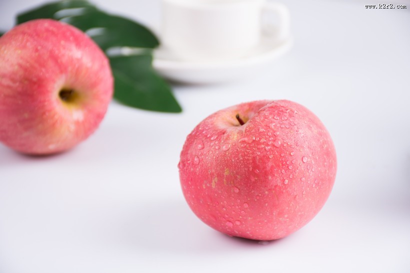 酸甜可口的红富士苹果图片大全