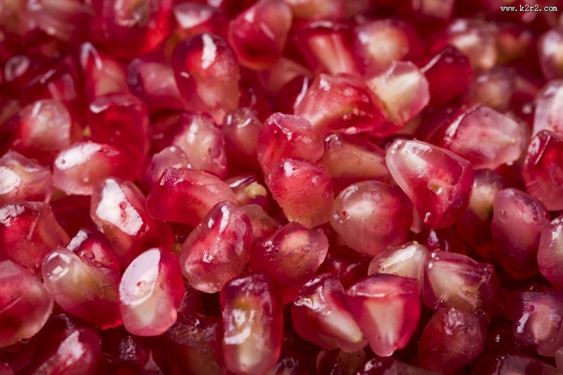 新鲜石榴粒图片