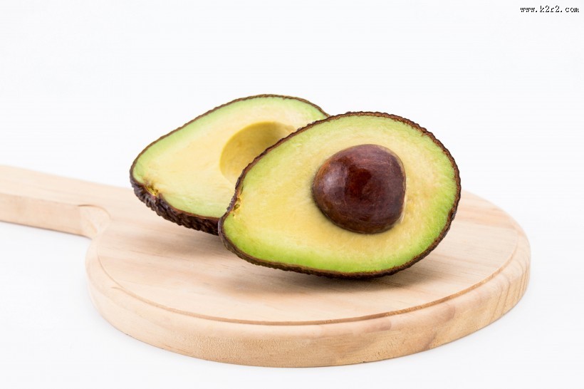 绿色营养牛油果图片