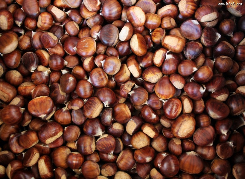 新鲜美味的板栗图片