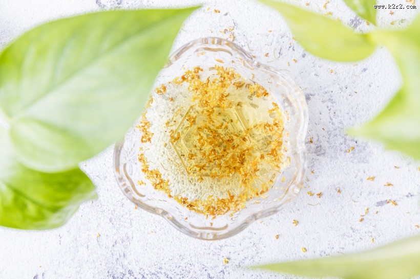 香喷喷清爽的桂花酒图片