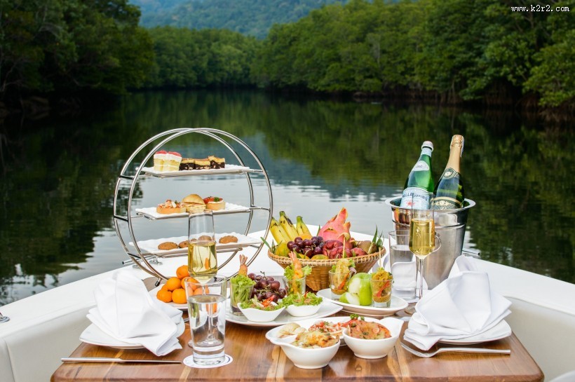 丰盛的美食图片