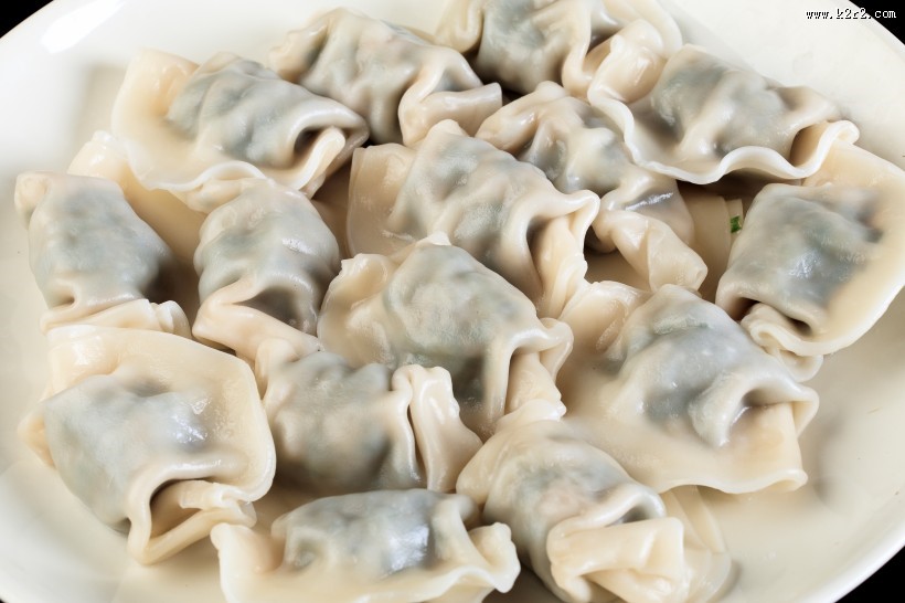 煮熟的饺子图片