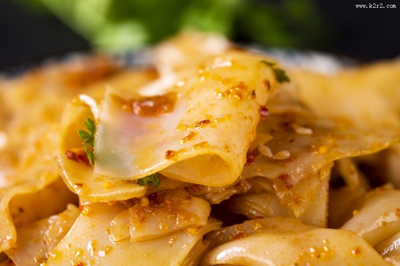 麻辣过瘾的凉皮图片