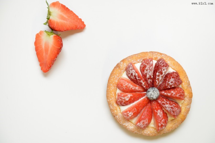 诱人的草莓蛋糕图片