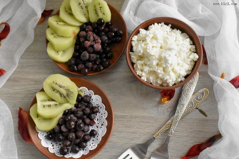 猕猴桃奶油甜品图片