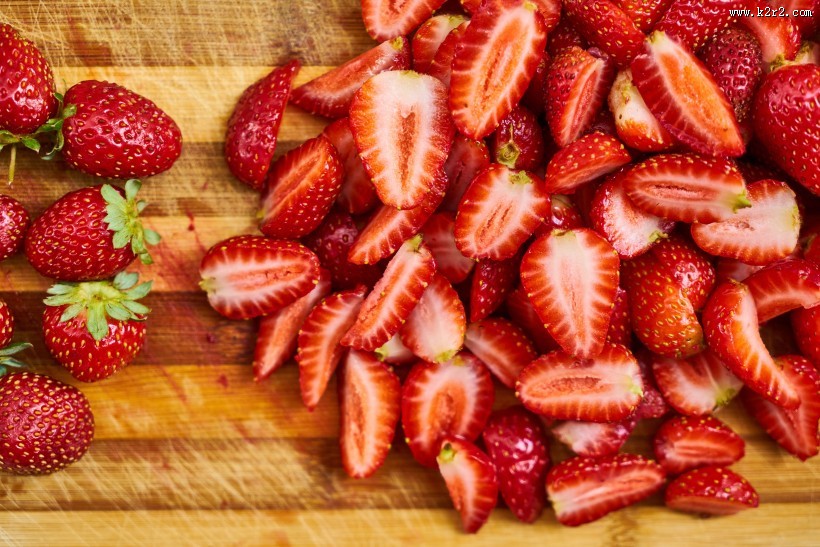新鲜的草莓图片大全