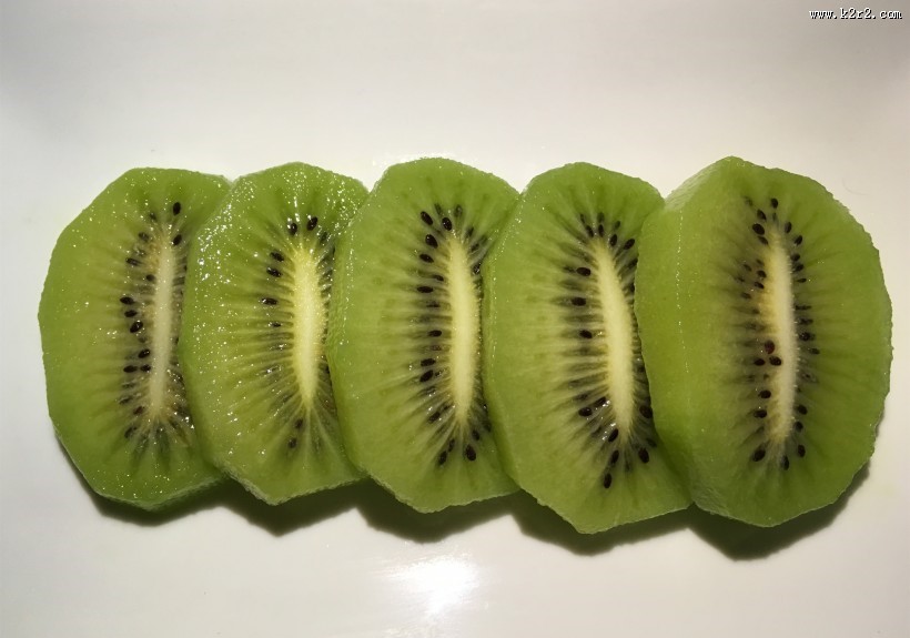 切开的猕猴桃图片大全