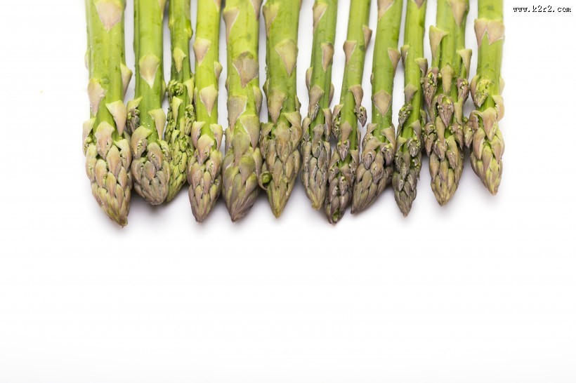 鲜嫩营养的绿色芦笋图片