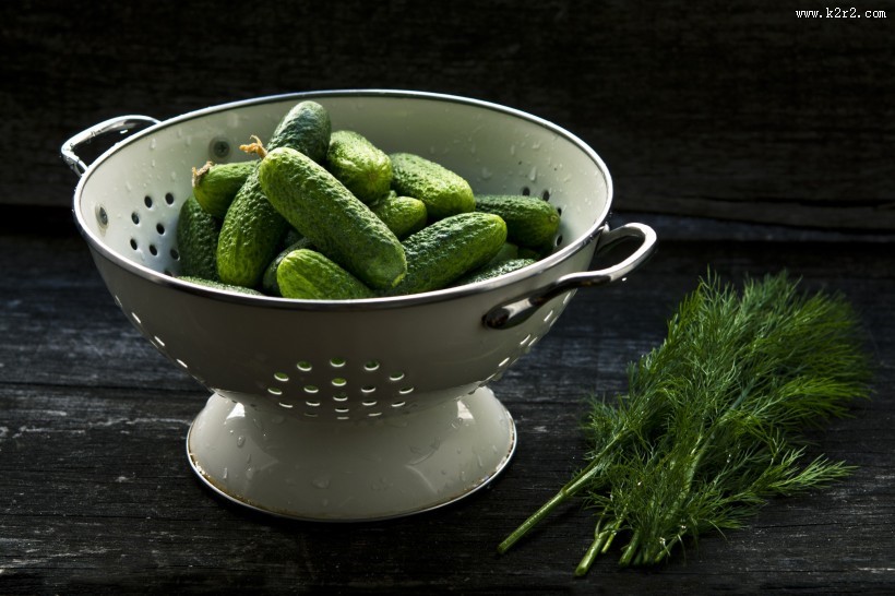 新鲜的黄瓜图片