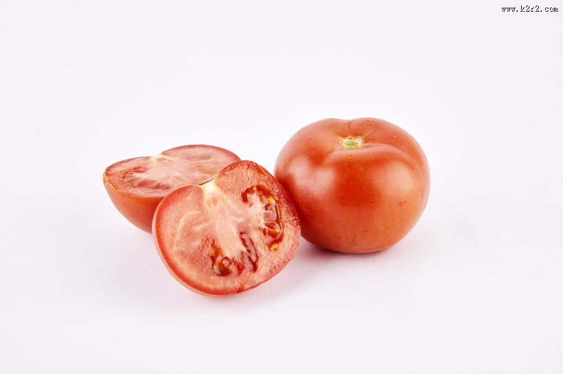 红色有营养的番茄图片