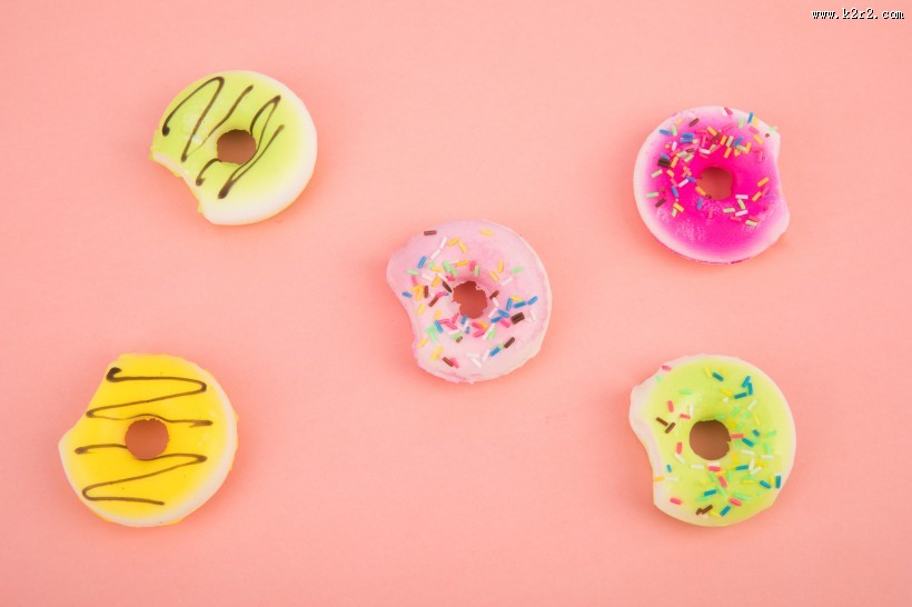 美味好吃的甜甜圈图片