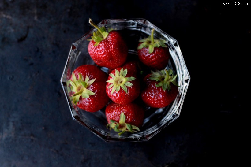 新鲜的草莓图片大全