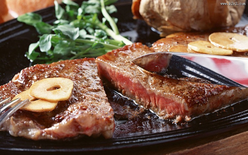 美味好吃的牛排图片