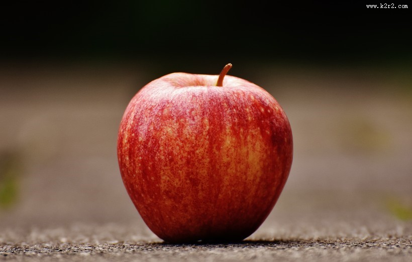 又大又圆的红苹果图片