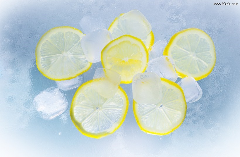 酸溜溜的柠檬片图片