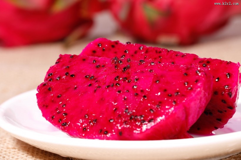 好吃的红心火龙果图片