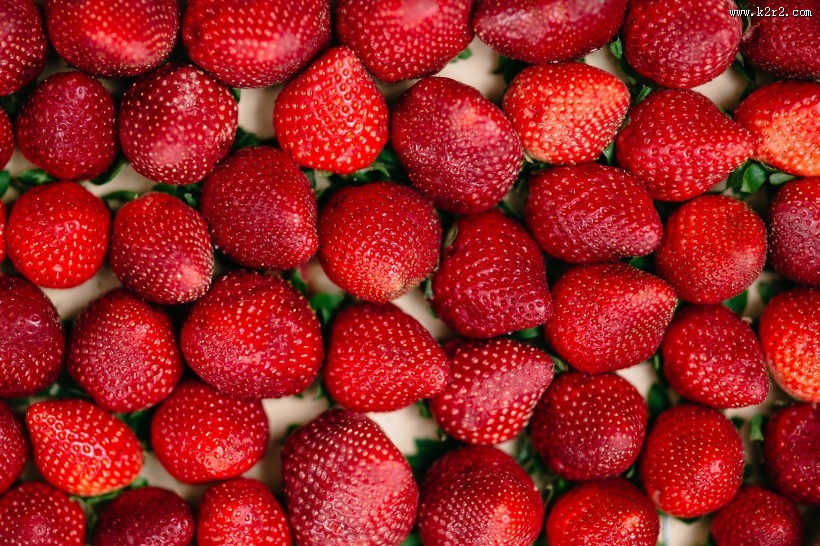 美味的草莓图片