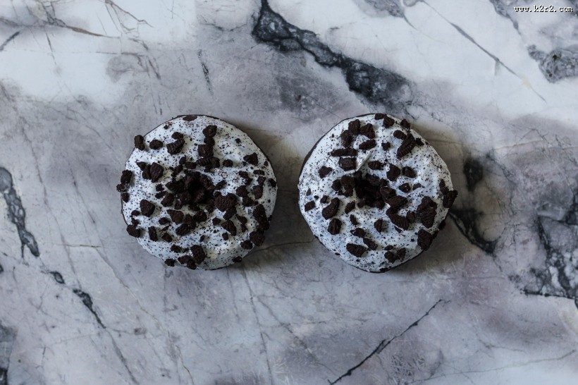 香甜可口的甜甜圈图片