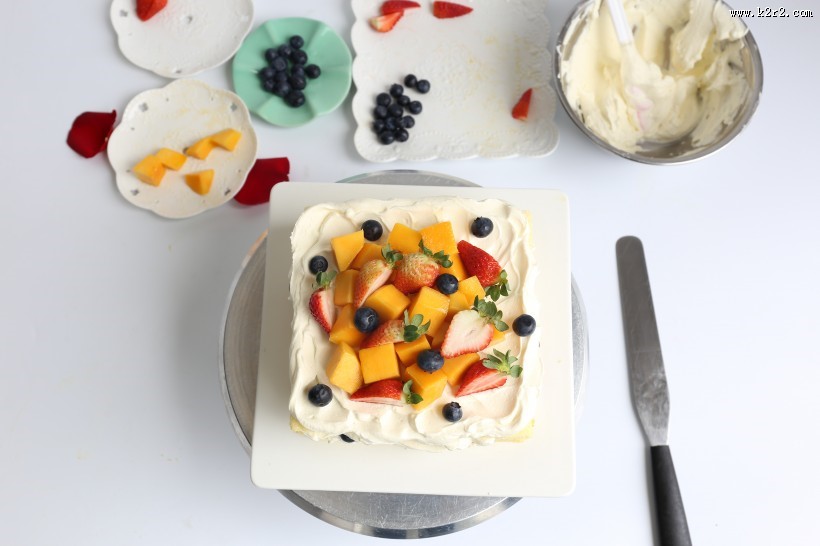 香甜美味的水果蛋糕图片