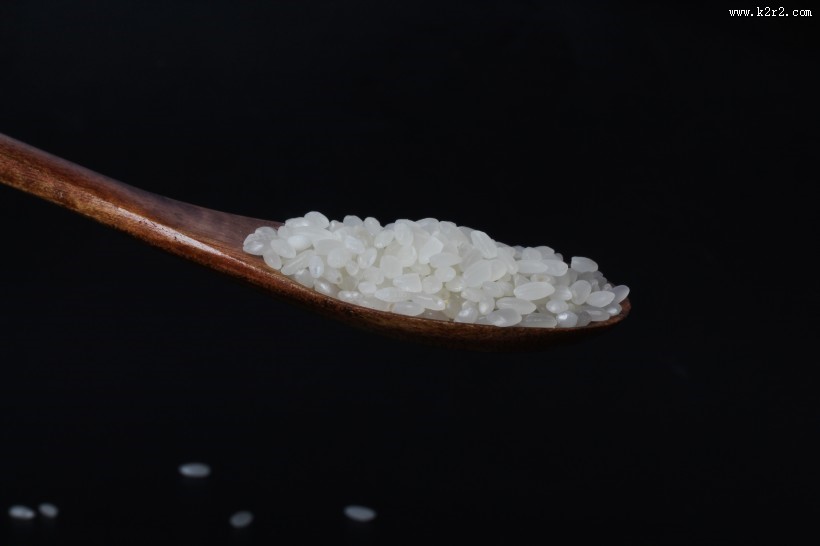 白色大米图片