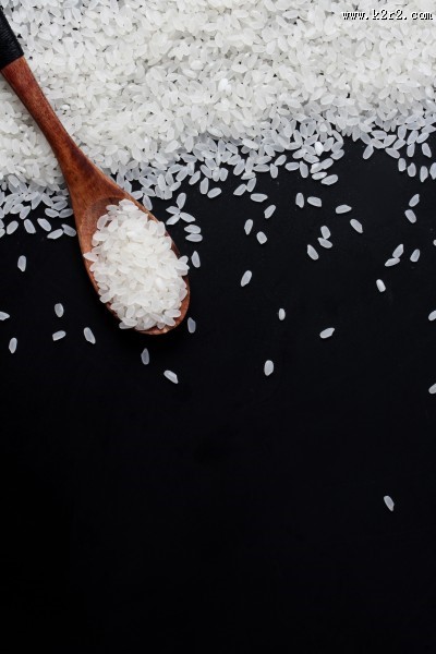 白色大米图片