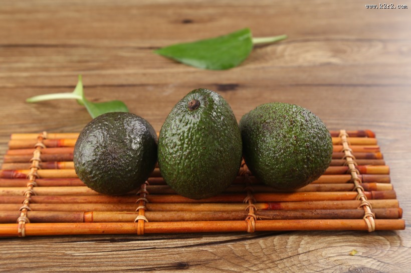 绿色牛油果图片