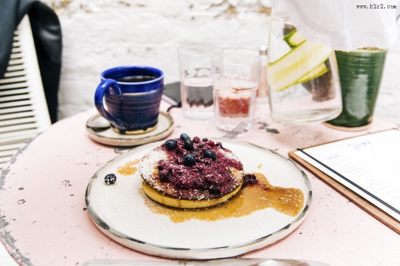 细腻绵软的甜品图片