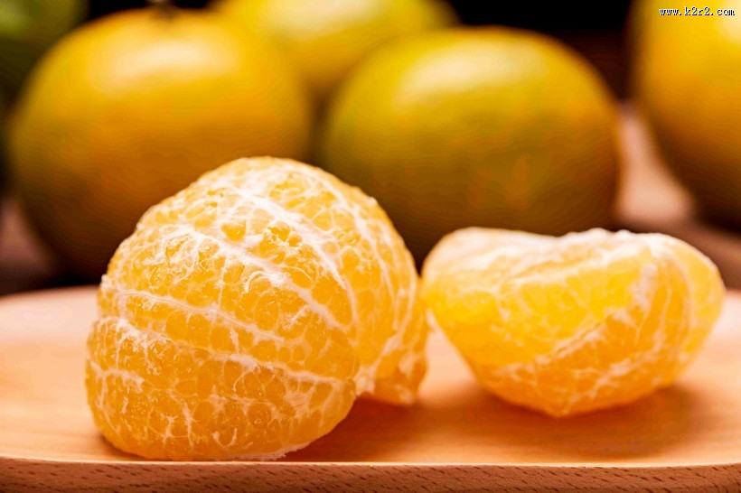 酸甜可口剥开的橘子图片大全
