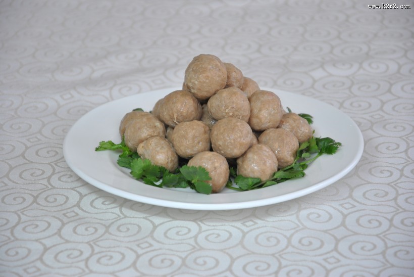 美味好吃的肉丸子图片