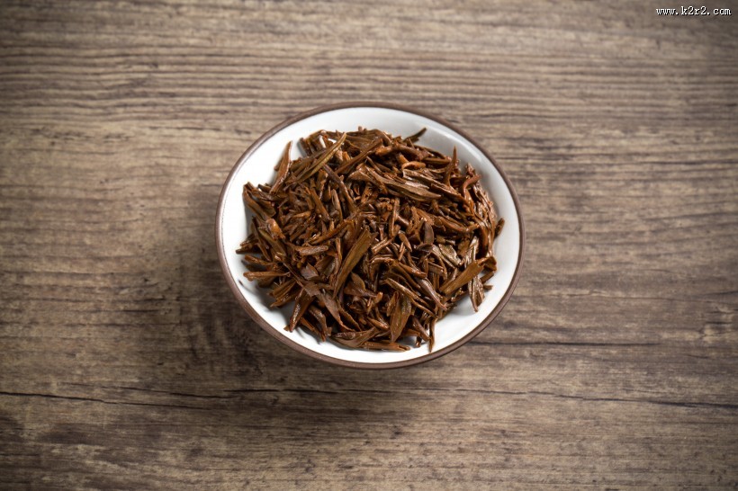 清香养生的红茶图片