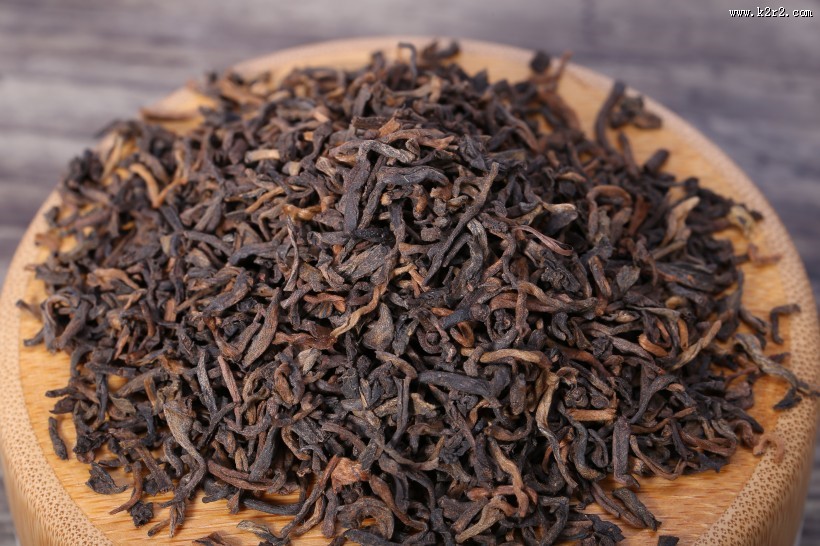 清香养生的红茶图片