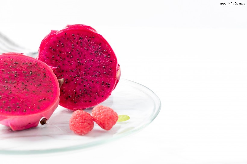 好吃好看的红心火龙果图片