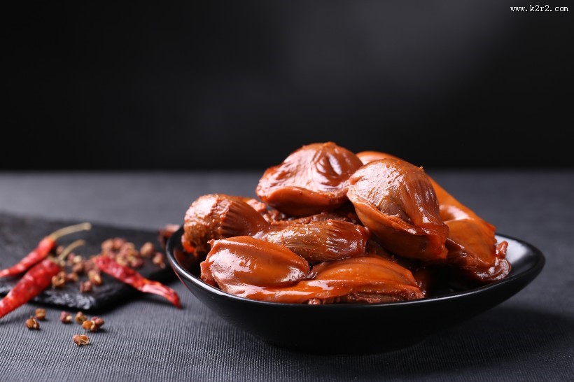 美味好吃的零食鸭货（鸭头,鸭舌,鸭翅）图片