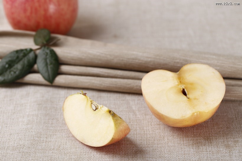 脆甜美味的苹果图片